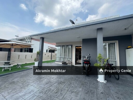 RENOVATED & PARTIALLY FURNISHED | Single Storey Semi-detached @ Taman Bentara, Telok Panglima Garang