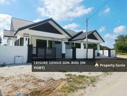 PERUMAHAN TELAGA MENGKUDU