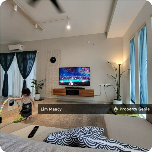Aspira Double Storey Endlot with Extra Land