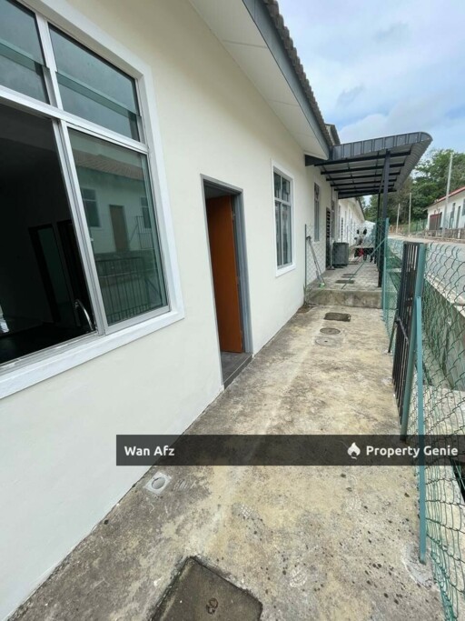Teres Setingkat Perumahan Kampung Padang Perdana, Kuantan
