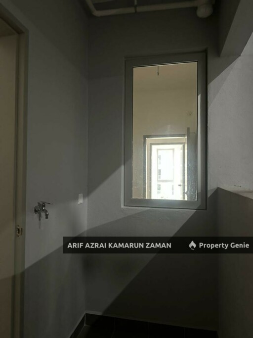[Partly Furnished] Lakefront Residence @ Cyberjaya | 3R2B | RM2,100/month
