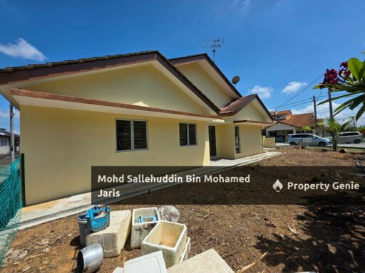 [CORNER LOT] Teres Setingkat Bandar Satelit, Muadzam Shah Pahang