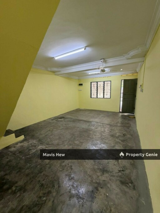 For Rent, 2-Storey Terrace @Ulu Tiram, Near Gunung Emas