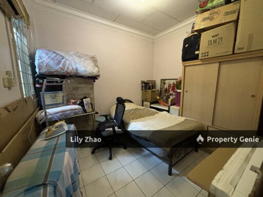 Taman Satria Apartment 3rd Floor for Sale, 3Bed 2Bath, Corner Lot, Fully Furnished, Menggatal, Kota Kinabalu.