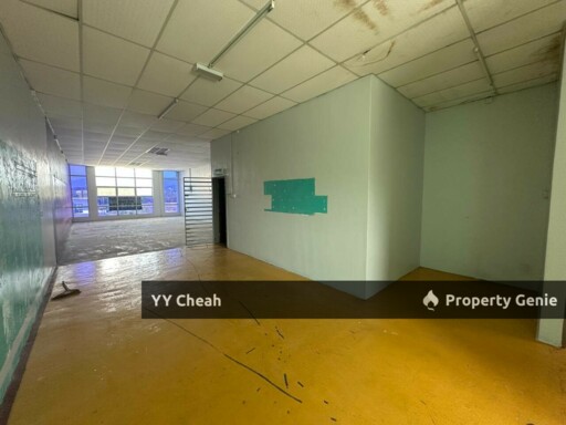 Halaman Meru Permai, Ipoh 3 storey shop lot, tenanted with good ROI, hot location