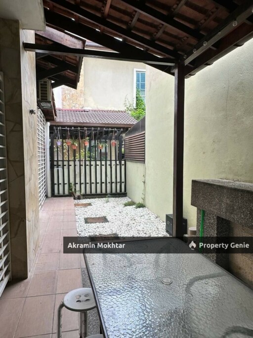 Facing Open & Renovated | 3 Storey Bungalow  SEKSYEN 4, SHAH ALAM Location : Jalan Limau Madu 4/4L,Shah Alam