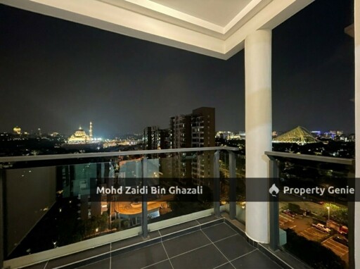 Aura Residence