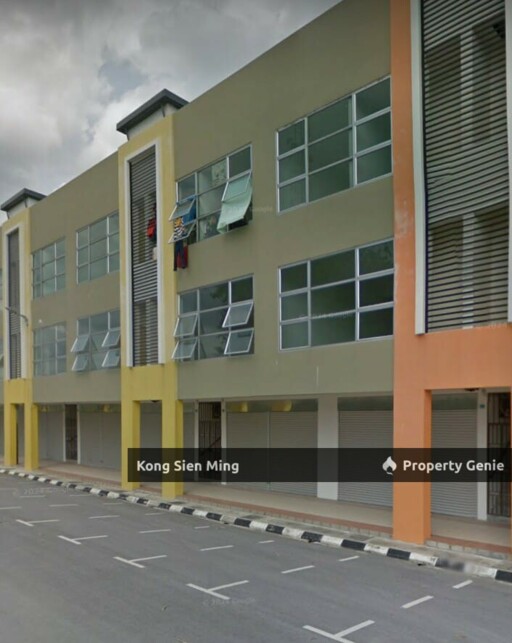 Kuching 3 Storey Shophouse at Uni-Central