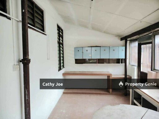SINGLE STOREY TERRACE END LOT AT TASEK, IPOH