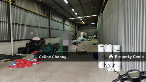 puncak alam Semi-Detached Factory