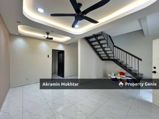 Freehold & Refurbished | 2 Storey Kemboja 4B Bukit Sentosa