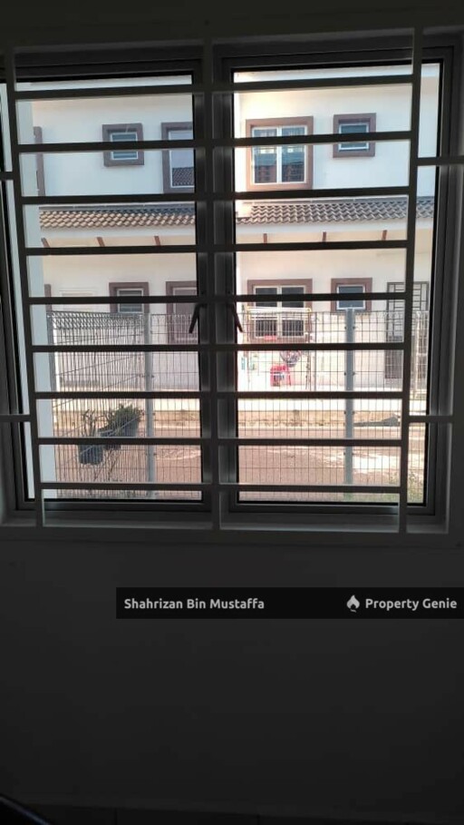 Full Loan, Taman Putera Indah, Tongkang Pechah, Batu Pahat, Johor