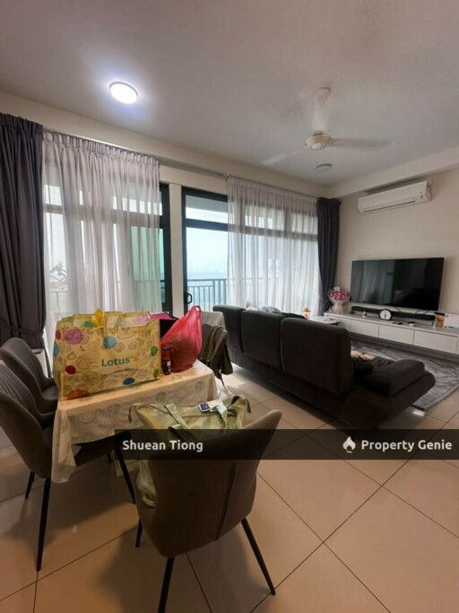 8scape Residence @ Taman Perling for Sale!!