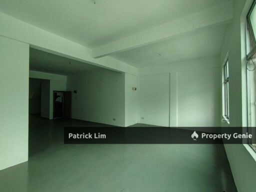 HOT RENTAL | Bukit Beruang (1st Floor) Shop Lot For Rent