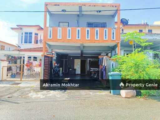 Facing Open & Renovated | Double Storey Terrace, Taman Saujana Puchong SP1 Puchong.