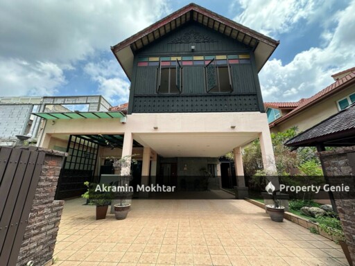 FREEHOLD, FACING OPEN & PARIALLY FURNISHED | Two Storey Semi-Detached House, USJ 17, Subang Jaya