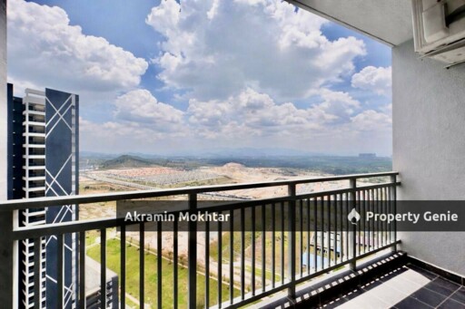Freehold, Partially Furnished & 2 Parking | Residensi Adelia 2 Bangi Avenue, Bangi