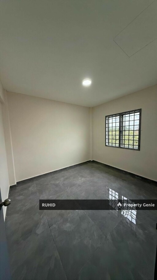 Renovated Low Cost Flat For Sale @ Taman Jaya Mas, Skudai | Freehold