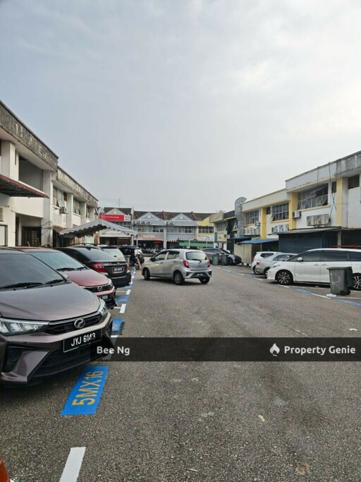 Taman Universiti / 2 Storey Shop Lot