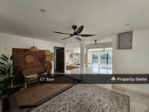 3 Storey Taman Intan Kajang Partially Furnished Bungalow For Rent