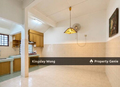 Menglembu Impiana Below Market Bank Value Well Maintained Unit 1.5 Storey Terrace House