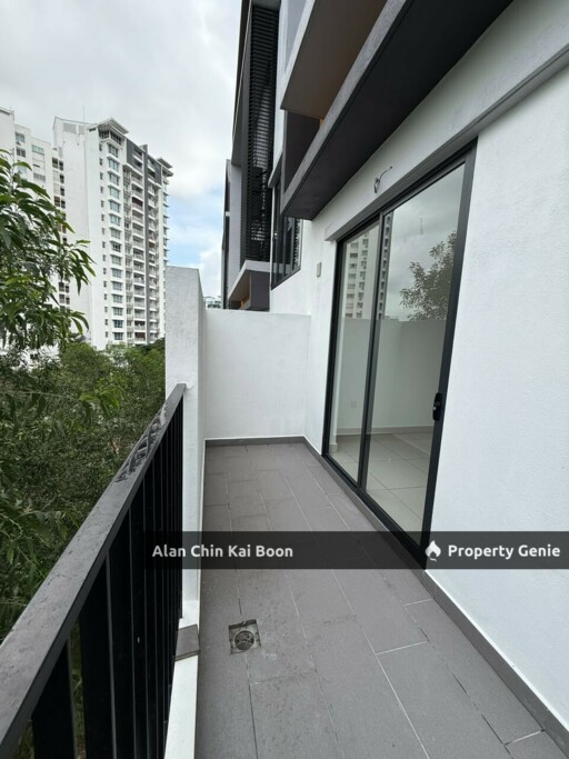 East 57 Melawati 3 Storey Superlink For Sale