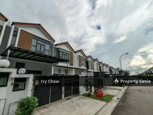 Avenue 26 Bukit Indah Double Storey For Rent