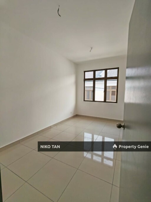 Jalan Bestari 2Stry Brand New Unit Mutiara Rini Phase 6L