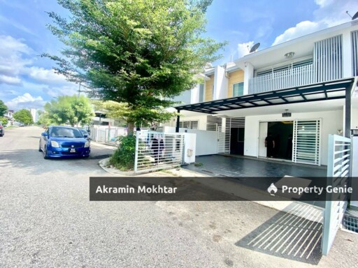 FREEHOLD & RENOVATED | Double Storey Terrace@Nadayu 92, Kajang