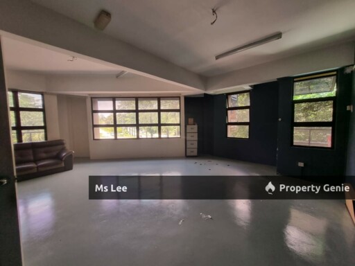 Paragon Valley - Corner 3 Storey Shop Office - Good for Investment