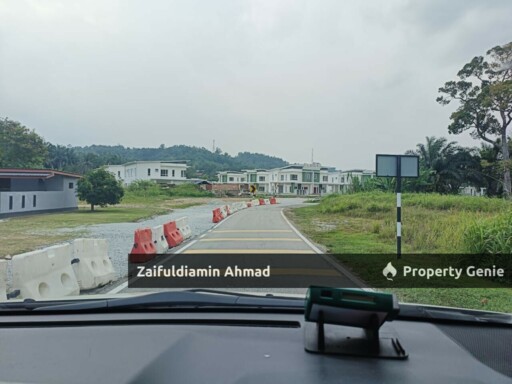 SemiD Taman Salak Mulia Spacious near KLIA