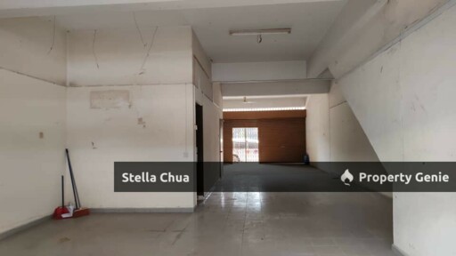For Rent Double Storey Shoplot - Ground Floor📍  Taman Daya - Jln Sagu 5