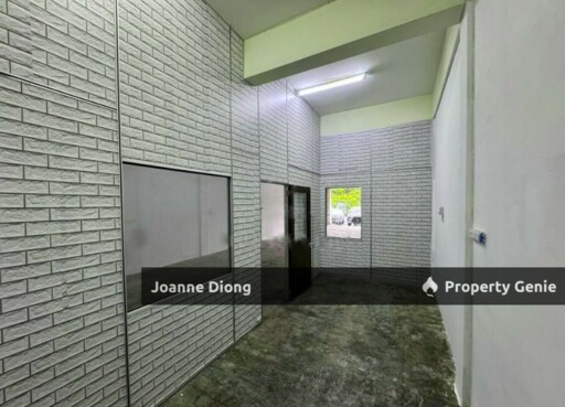 Double Storey Light Industrial Warehouse-Taman Perindustrian UEP TP7/1- Subang