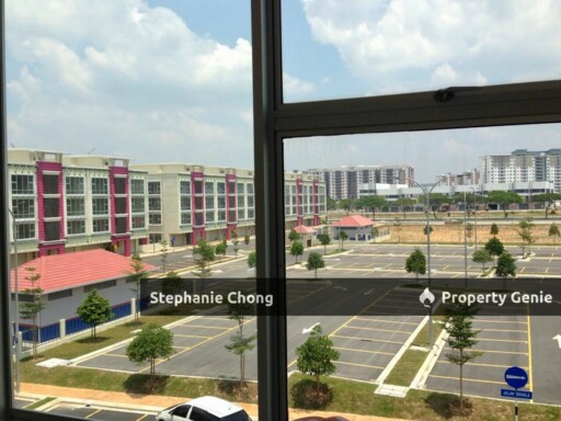 🔥 For Sale: Setia Alam, Taipan 2, 4-Storey Shop Office with Lift, Extra Large Endlot 🔥