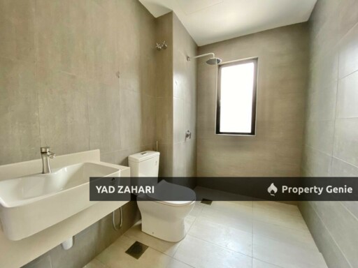 Nassim Heights, Ampang | 3-Storey Link 5 Bedrooms | RM1.2M - Strategic Location & Exclusive Private Road