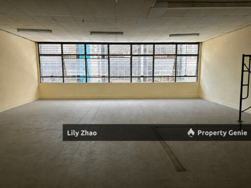 Warehouse / Showroom / Office, 6,400 sq ft Light Industrial 2-Storey Shop Lot📍Sadong Jaya, KK City Centre