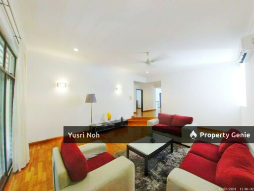 PARTIALLY FURNISHED BUNGALOW DOUBLE STOREY BEVERLY ROW IOI RESORT CITY PUTRAJAYA