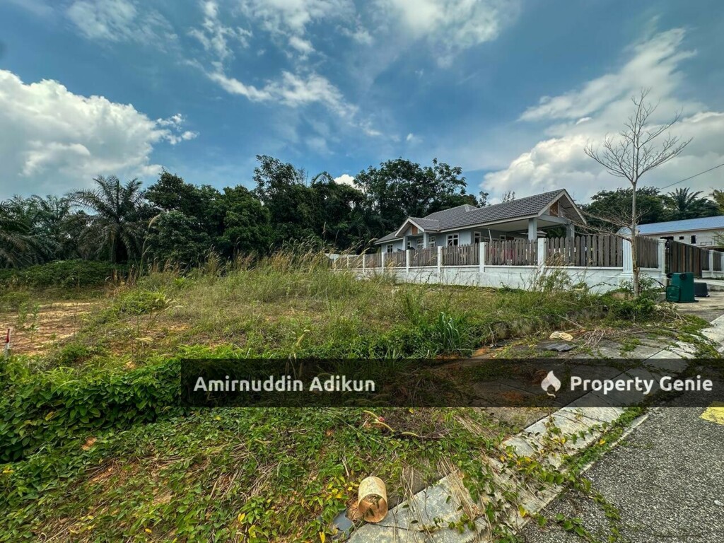 Lot Banglo Freehold Labu Lanjut