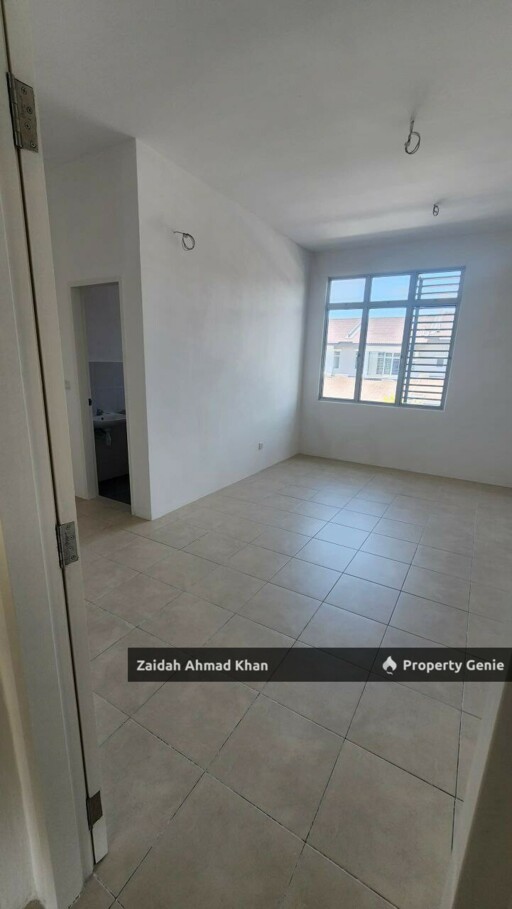 Double Storey Terrace Lot With Land At Aury @ Iringan Bayu
