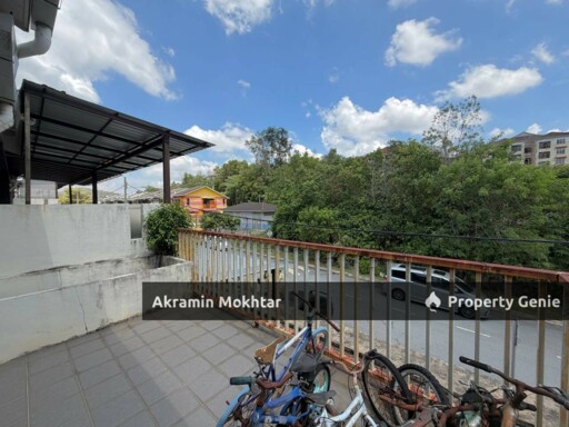Facing Open, Freehold & Rizab Melayu | 2.5 Storey Terrace Intermediate  Taman Mawar Salak Tinggi Sepang