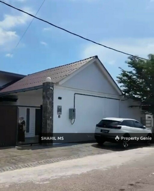 sp0092 || KLUANG JOHOR || TAMAN SERI LAMBAK || RUMAH TERES SETINGKAT || CORNER LOT INTERNATIONAL LOT || 7113 SQFT || RM1,650,000