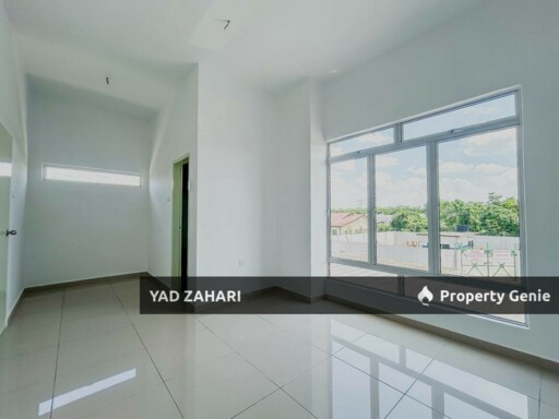 Kampung Lombong, Shah Alam | 2- Storey Terrace 4 Bedrooms | RM550K - Endlot & Flexible Deposit