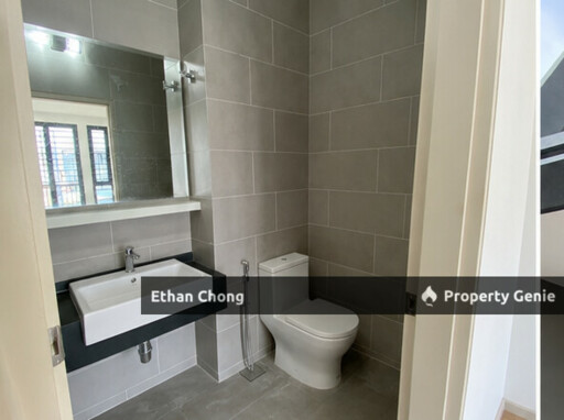 Partially Furnished Townhouse for Rent at Ilham Elmina, Shah Alam