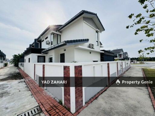 Elmina Green 3, Shah Alam | 2-Storey Terrace 5 Bedrooms | RM1.5M - Below MV, Corner Lot & Fully Extended Renovate