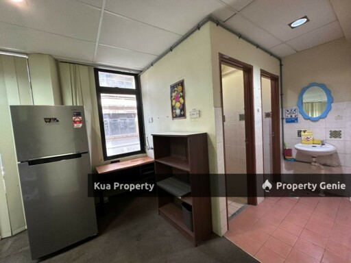 Spacious Corner First Floor Shoplot For Rent Located at MJC, Batu Kawa