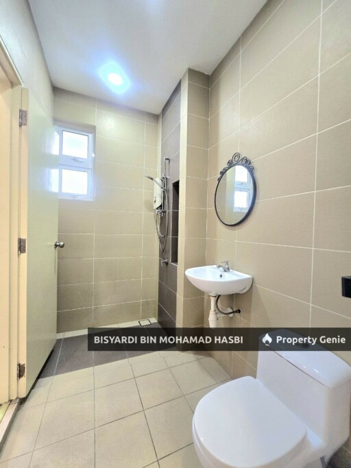 Corner Lot Renovated 3 Storey Terrace Superlink Tiara South, Setia Eco Hill, Semenyih.