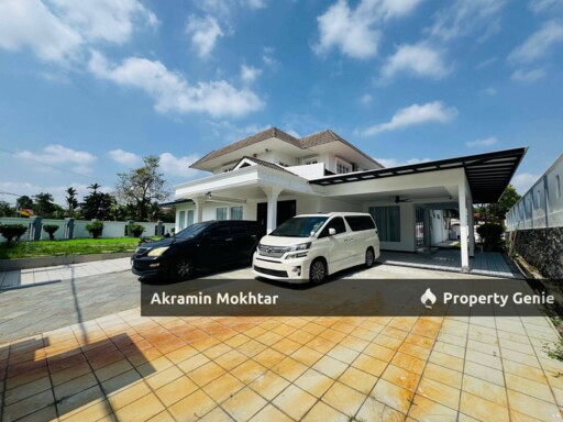 CORNER LOT Bungalow House 2 Storey Seksyen 6 Shah Alam Selangor
