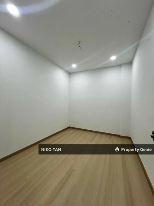 Jalan Bunga Ros Single Storey Semi-D With Unblock View