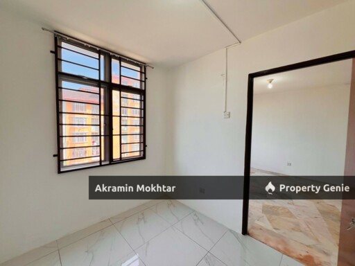 Corner Unit, Refurbished & 1 Parking | Seroja Apartment, Taman Putra Perdana, Puchong