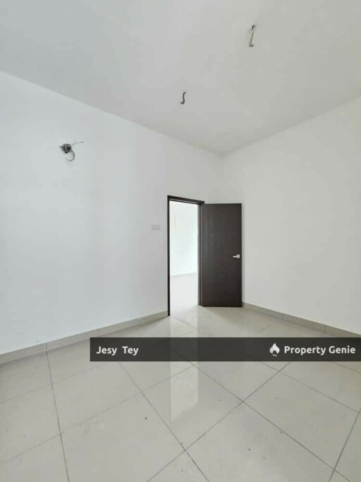Taman Seri Austin Double Storey Endlot Sales